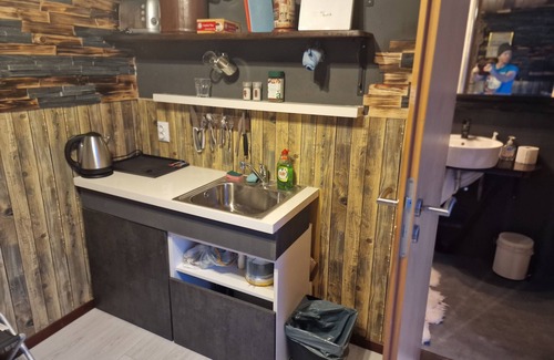 Gardur Cottage | Hunters little house