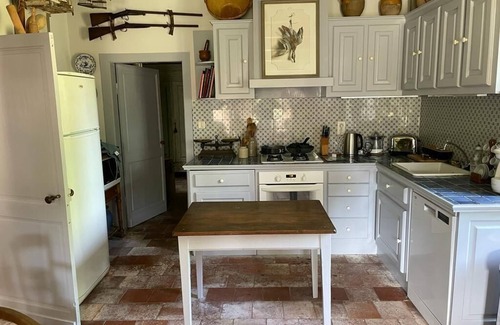 Sore House | HUNTING LODGE IN THE MIDDLE OF AN AIRIAL