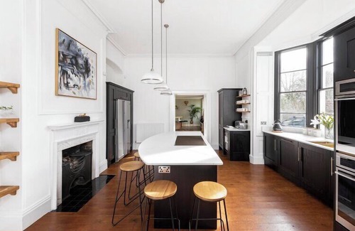 Petty France House | Huntsman Villa by Birch Stays (New Home)