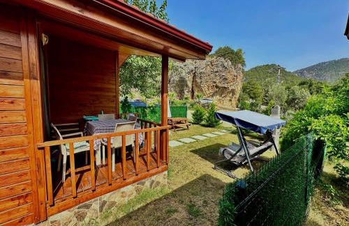 Karaoz Apartment | Hurmalik Aparts & Bungalows - Family Bungalows - Large Garden Bungalow with Barbecue