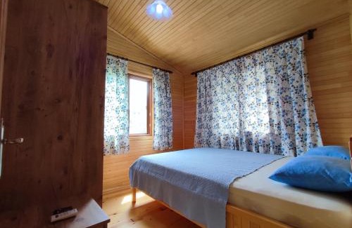 Karaoz Apartment | Hurmalik Aparts & Bungalows - Family Bungalows - Large Garden Bungalow with Barbecue