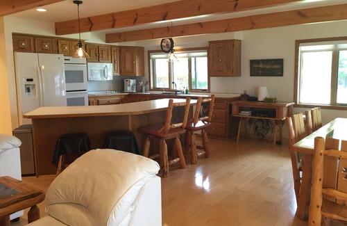 Tower House | HURRY! NEW WINTER RATES #3,000 month plus. Contact for details. Luxury home 2B1B