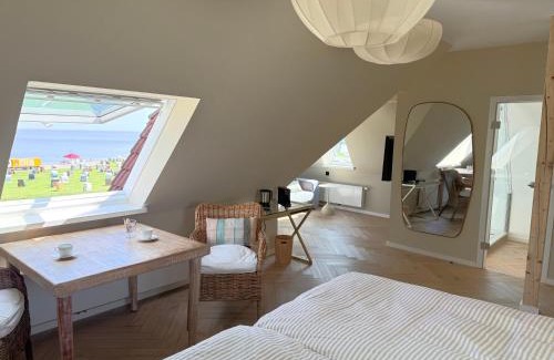 Doese Hotel | Hus Kiek in de See