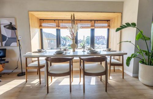 Cadzand-Bad Apartment | Huswell - Cozy Family Home Steps from the Sea