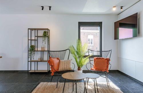 Sint-Michiels Apartment | Huswell - Unique apartment near Bruges with sunny terrace