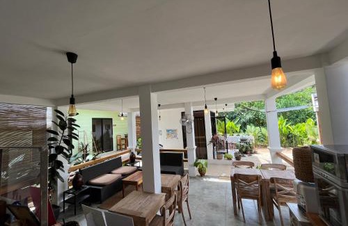 El Nido Hotel | Hutch Lodging House