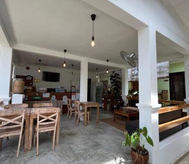 El Nido Hotel | Hutch Lodging House