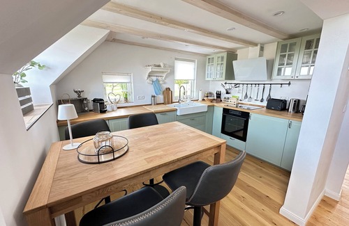 Norden House | Huus an`t Diek, luxury near the dike, first floor apartment with pool near Norddeich