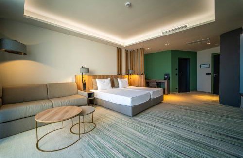Obzor Hotel | HVD Reina del Mar - Premium Spa Service & Free Parking