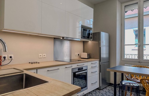 Grenoble City Centre Apartment | #HW | Le Mazet ♦️| Hyper-centre, Haussmanian apartment