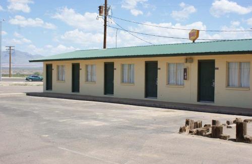 Safford Hotel | HWY Express Inn and Suites