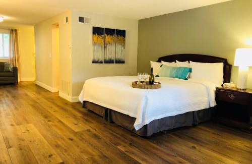 Main Street Hyannis Hotel | Hyannis Inn