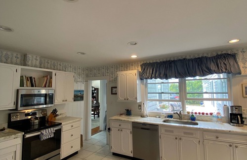 Hyannis Port House | Hyannis Port Home overlooking Hyannis Port Harbor. Judy Garland's home.