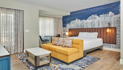 Waterfront Hotel | Hyatt Centric the Pike Long Beach