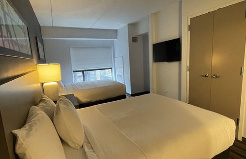 Evanston Hotel | Hyatt House Chicago/Evanston