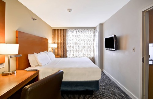 Warrenville Hotel | HYATT house Chicago/Naperville/Warrenville