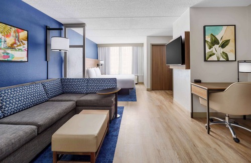 Florida Center Hotel | Hyatt Place across from Universal Orlando Resort