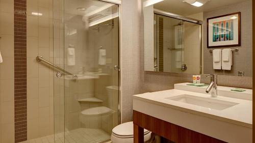 Strabane Hotel | Hyatt Place at The Hollywood Casino Pittsburgh South