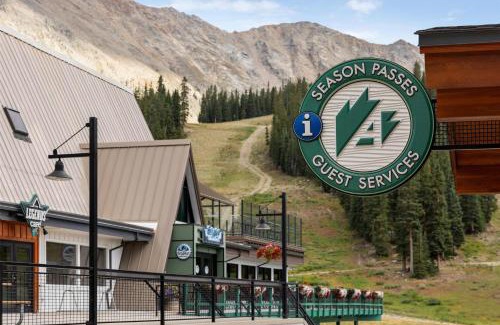 Mountain House Hotel | Hyatt Place Keystone - Dillon