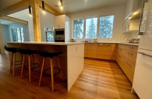 Golden House | Hygge House - Luxury Rural Living