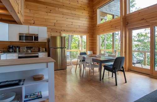 Valois House | Hygge on Seneca: "Relaxing Seneca Lake Getaway!"