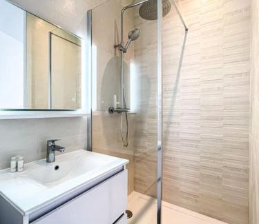 Secteur 2 Apartment | Hyper centre de Grenoble, esprit industriel - fibre