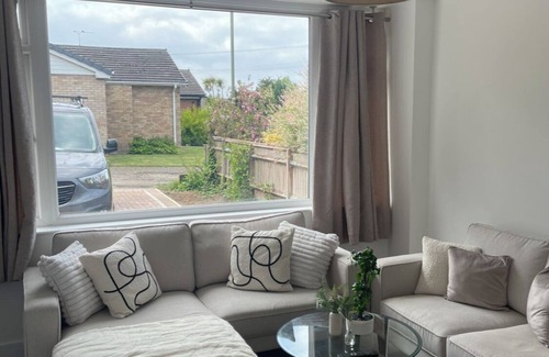 New Forest District House | Hythe Hideaway - Home Away From Home