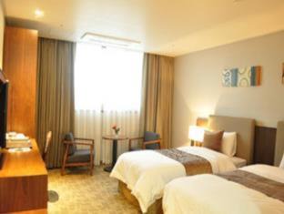 Donghae Hotel | Hyunjin Tourist Hotel