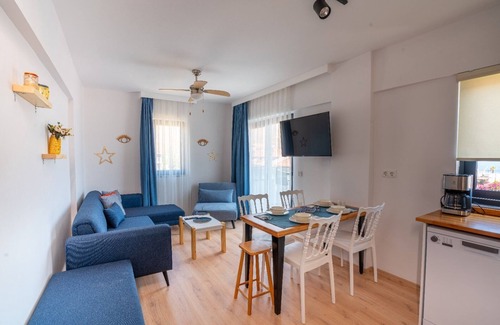 Icmeler City Center Apartment | içmeler apart dream