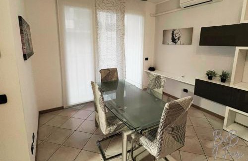 Zelo Surrigone Apartment | I Fiori Guest House