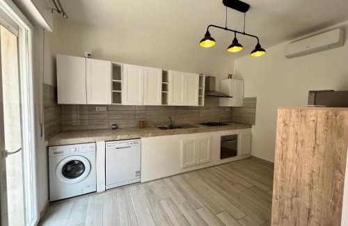 Quercianella House | I lecci