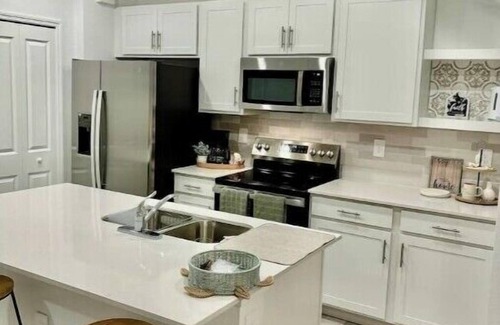 Braden River House | I month minimum leasing of Charming 3-bedroom townhome in superb Lakewood Ranch