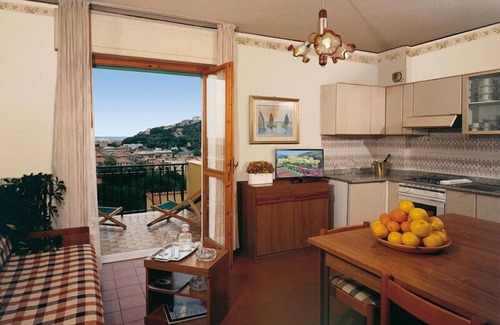 Pietra Ligure Apartment | I Morelli 6 Pax - Two Bedroom Apartment, Sleeps 6