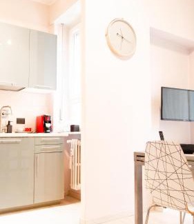 Cit Turin Apartment | I Paolini by HAPPYHOSTORINO