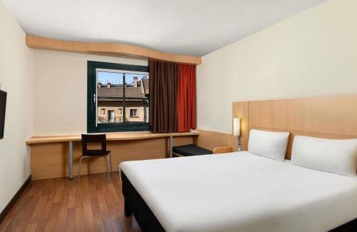 Terezvaros Hotel | Ibis Budapest Heroes Square