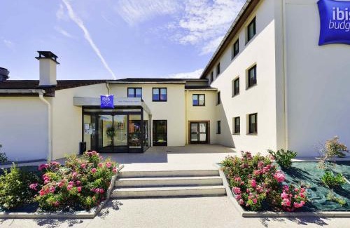 Saint-Thibault-des-Vignes Hotel | ibis budget Marne la Vallée