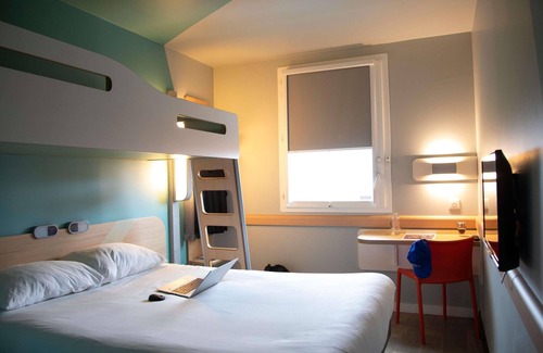 Montigny-le-Bretonneux Hotel | ibis budget Saint Quentin en Yvelines Velodrome