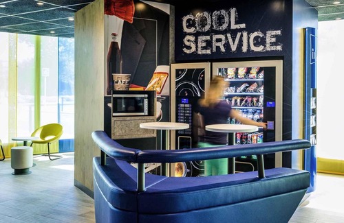 Montigny-le-Bretonneux Hotel | ibis budget Saint Quentin en Yvelines Velodrome