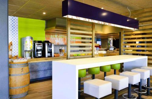 Le Lac Hotel | ibis budget Bordeaux Lac