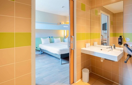Manosque Hotel | ibis budget Manosque Cadarache