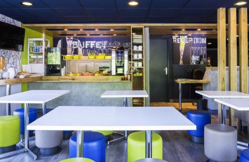 Montgermont Hotel | ibis budget Rennes Route de Saint Malo