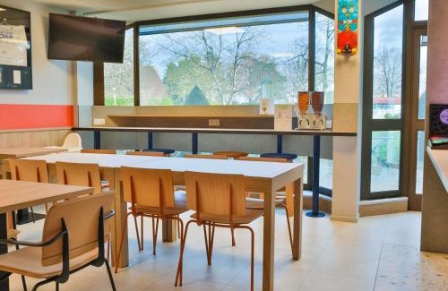 Chambray-les-Tours Hotel | ibis budget Tours Sud
