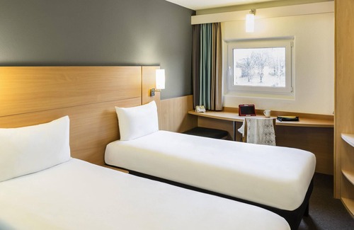 West Thurrock Hotel | ibis London Thurrock M25