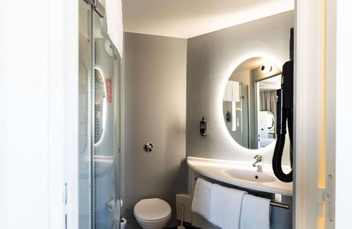 La Joliette Hotel | Ibis Marseille Centre Euromed