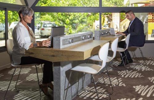 Aiguerelles Hotel | ibis Montpellier Sud