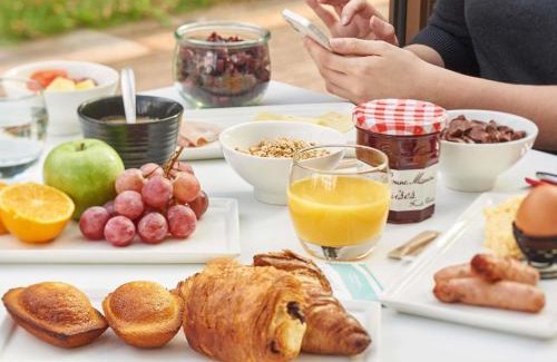 Emerainville Hotel | ibis Paris Marne la Vallee Emerainville