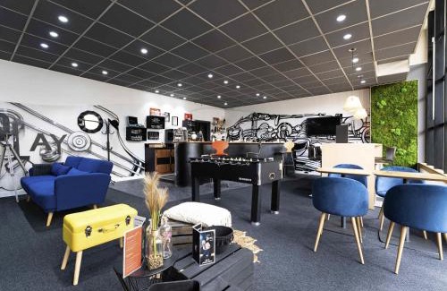 Pantin Hotel | ibis Paris Pantin Eglise