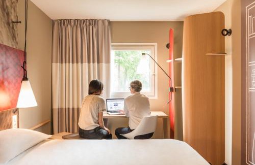 Vanves Hotel | ibis Paris Vanves Parc des Expositions