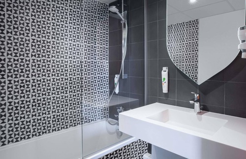 Carcassonne Hotel | ibis Styles Carcassonne La Cité