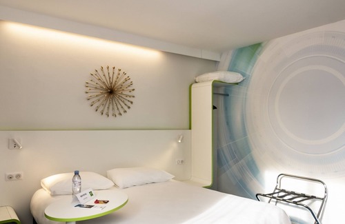 Beauce Hotel | ibis Styles Fougères